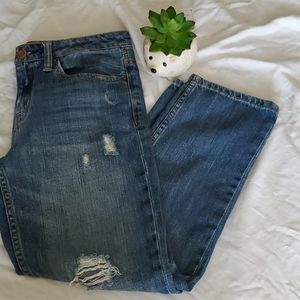 American Eagle jeans. 4